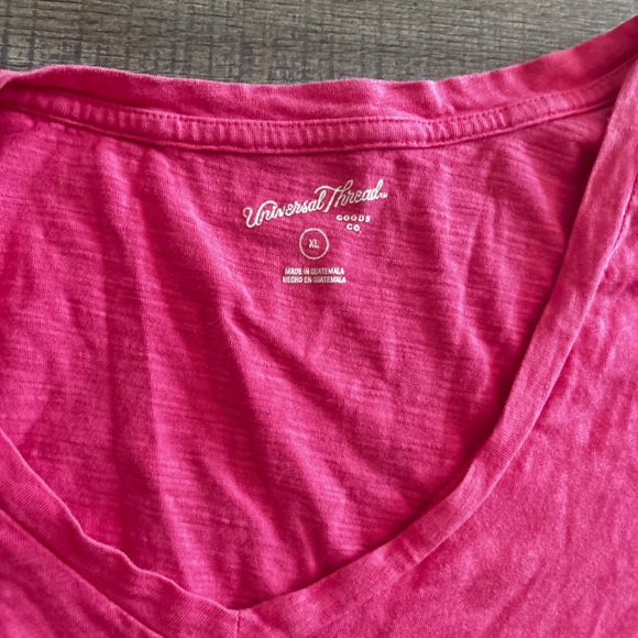 Universal Thread Top - Picture 2 of 2